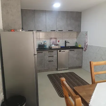 Alfareed الفريد *