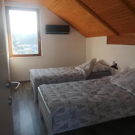 Alfareed الفريد * Sarajevo