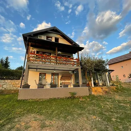 Willa Alfareed الفريد *